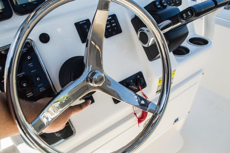 Thumbnail 39 for New 2015 Cobia 237 Center Console boat for sale in West Palm Beach, FL