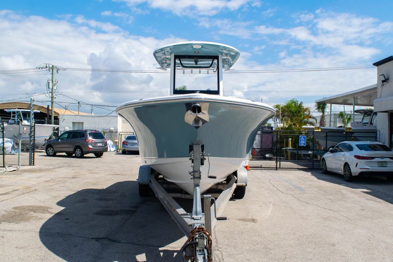 Thumbnail 2 for Used 2019 Sea Hunt Gamefish 25 boat for sale in Fort Lauderdale, FL