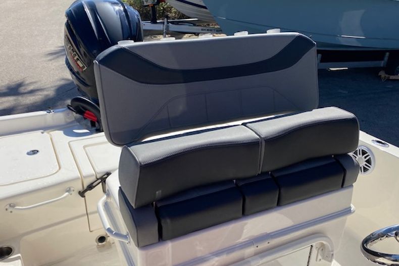 Thumbnail 3 for New 2022 Skeeter SX2350 boat for sale in Stuart, FL