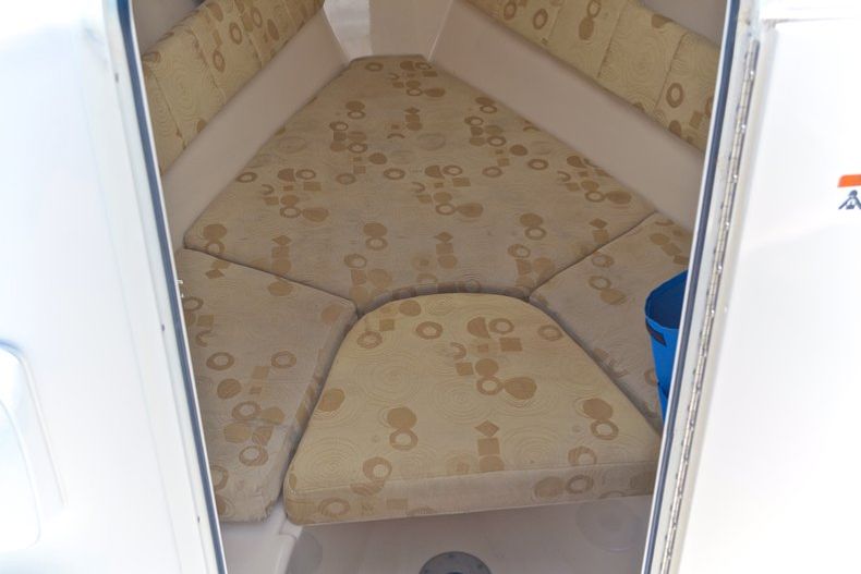 Thumbnail 124 for Used 2006 Wellcraft 352 Sport Center Console boat for sale in West Palm Beach, FL