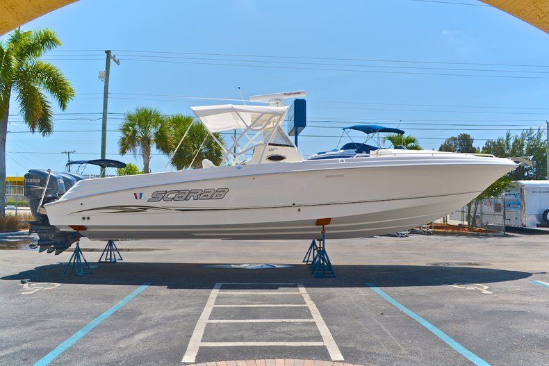 Thumbnail 4 for Used 2006 Wellcraft 352 Sport Center Console boat for sale in West Palm Beach, FL