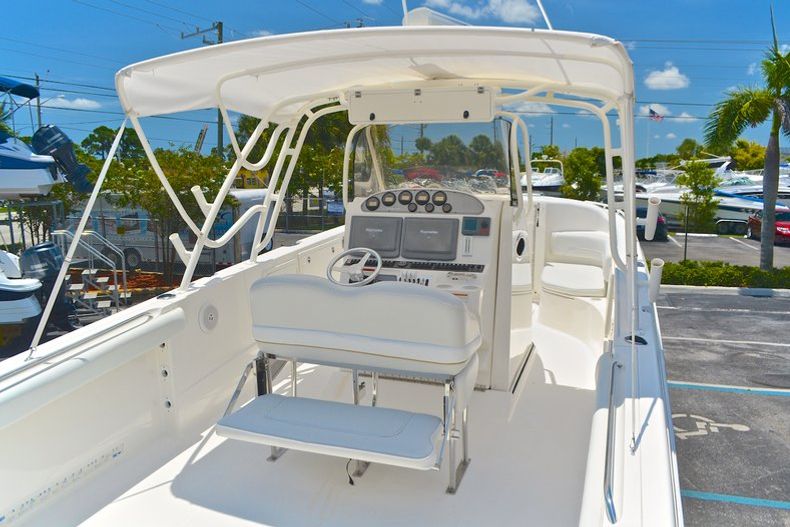 Thumbnail 31 for Used 2006 Wellcraft 352 Sport Center Console boat for sale in West Palm Beach, FL