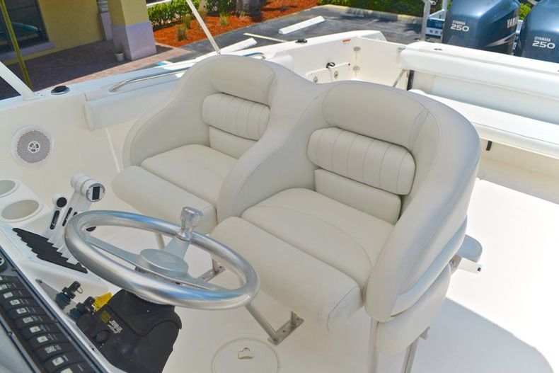 Thumbnail 54 for Used 2006 Wellcraft 352 Sport Center Console boat for sale in West Palm Beach, FL