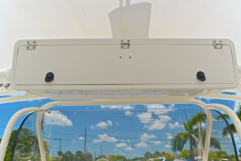 Thumbnail 69 for Used 2006 Wellcraft 352 Sport Center Console boat for sale in West Palm Beach, FL