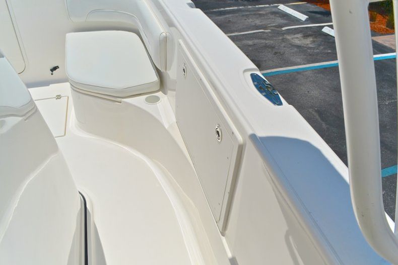 Thumbnail 90 for Used 2006 Wellcraft 352 Sport Center Console boat for sale in West Palm Beach, FL