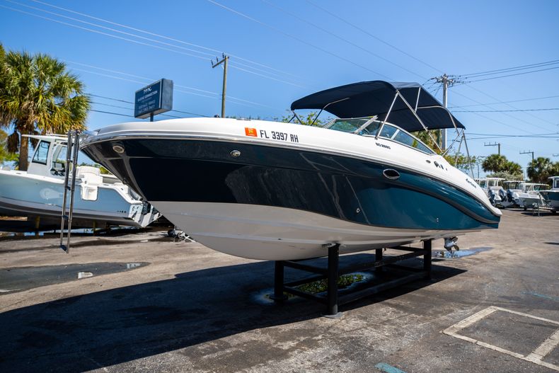 Thumbnail 4 for Used 2017 Hurricane SunDeck SD 2690 OB boat for sale in West Palm Beach, FL