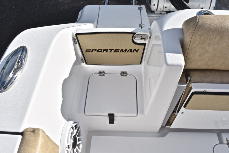 Thumbnail 20 for New 2019 Sportsman Open 312 Center Console boat for sale in Miami, FL