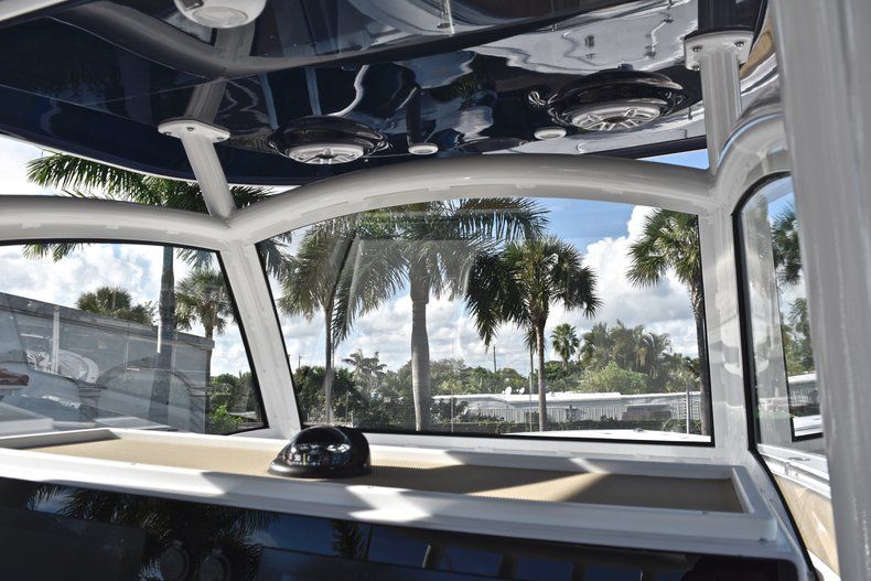Thumbnail 60 for New 2019 Sportsman Open 312 Center Console boat for sale in Miami, FL