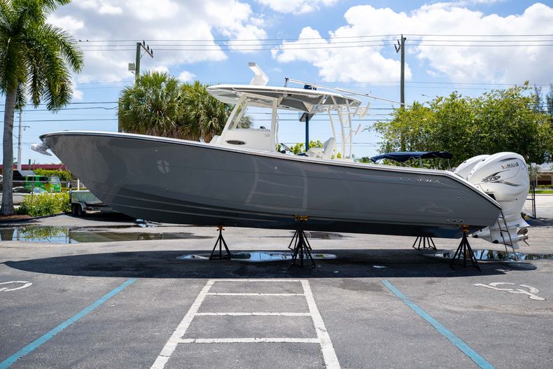 Thumbnail 4 for New 2022 Cobia 320 CC boat for sale in West Palm Beach, FL