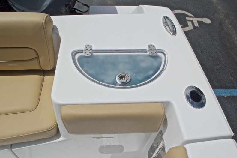 Thumbnail 16 for New 2017 Sportsman Heritage 251 Center Console boat for sale in Vero Beach, FL