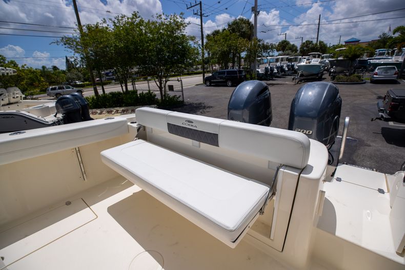 Thumbnail 14 for New 2022 Cobia 280 CC boat for sale in West Palm Beach, FL