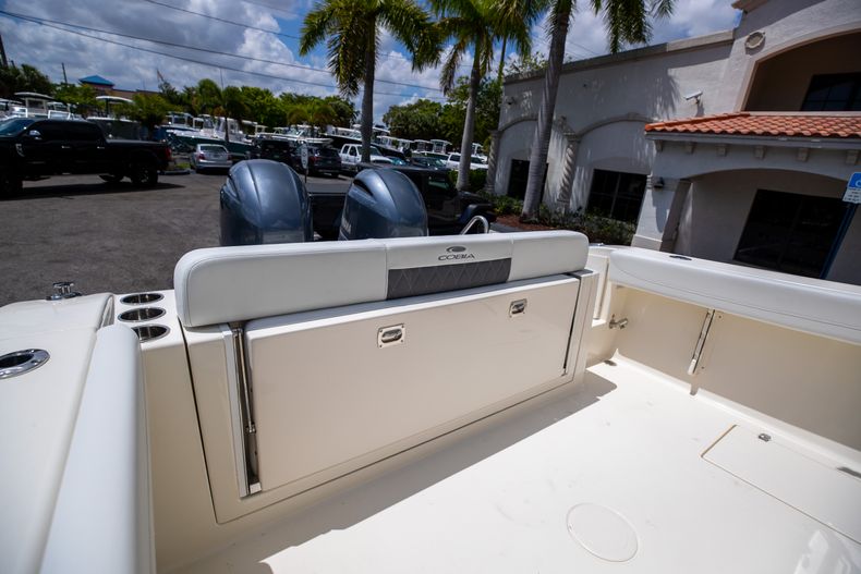 Thumbnail 11 for New 2022 Cobia 280 CC boat for sale in West Palm Beach, FL