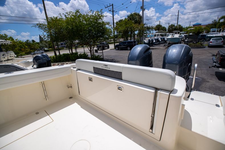 Thumbnail 13 for New 2022 Cobia 280 CC boat for sale in West Palm Beach, FL