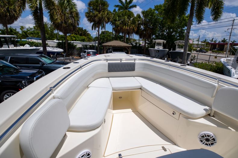 Thumbnail 39 for New 2022 Cobia 280 CC boat for sale in West Palm Beach, FL