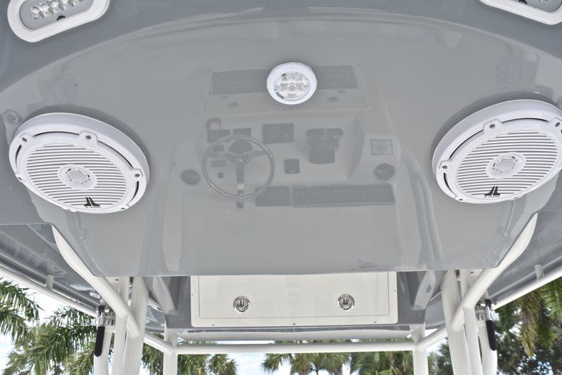 Thumbnail 33 for New 2019 Cobia 277 Center Console boat for sale in West Palm Beach, FL