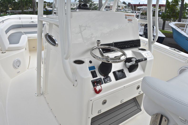 Thumbnail 38 for New 2019 Cobia 277 Center Console boat for sale in West Palm Beach, FL