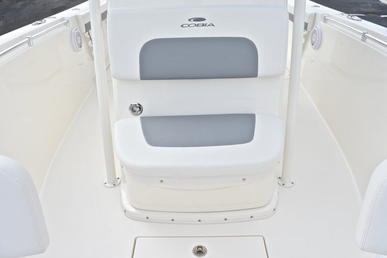 Thumbnail 53 for New 2019 Cobia 277 Center Console boat for sale in West Palm Beach, FL