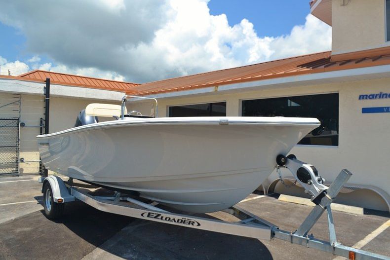 Thumbnail 1 for New 2016 Sportsman 19 Island Reef boat for sale in Miami, FL