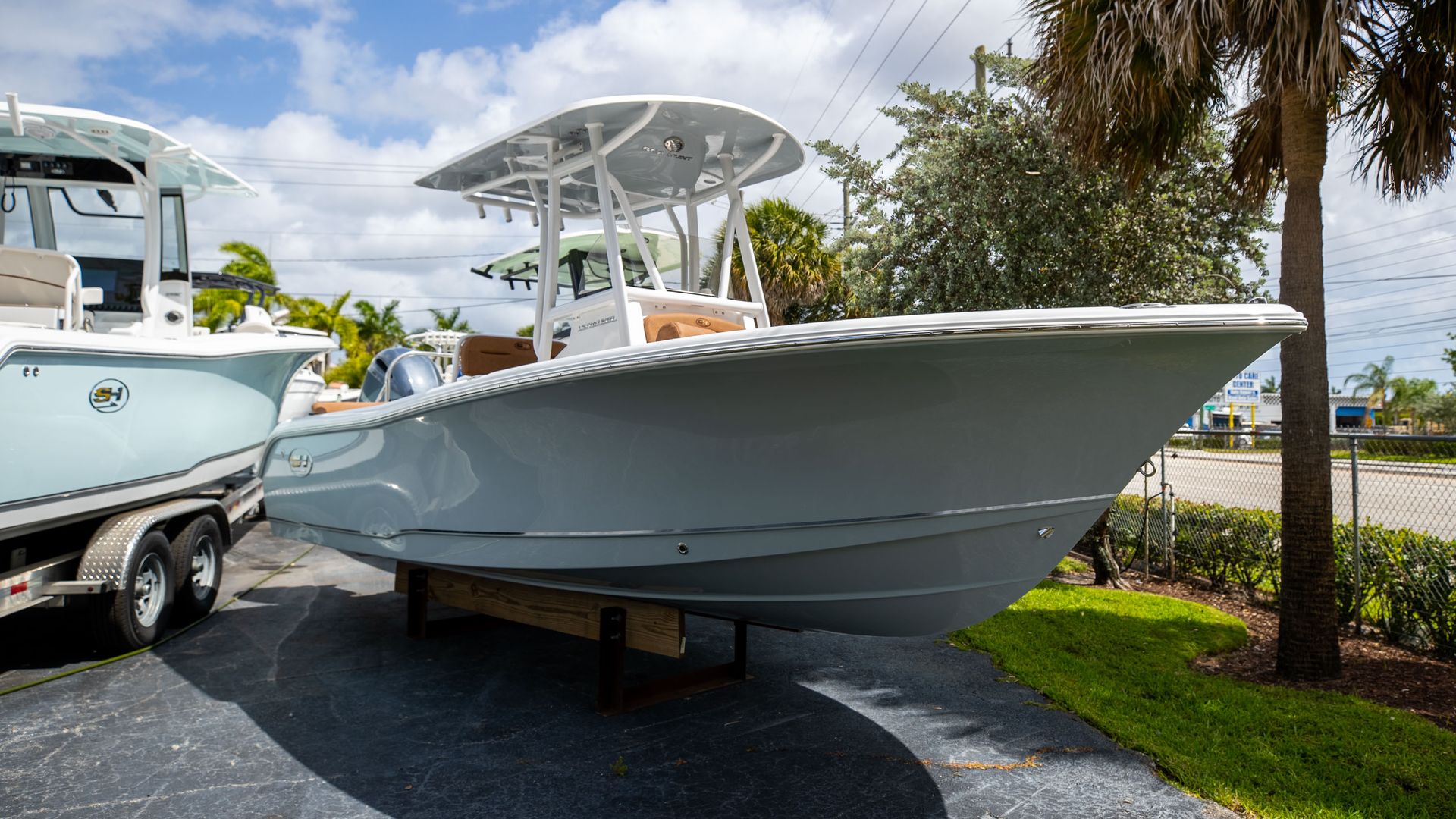 New 2022 Sea Hunt Ultra 219 #0448 image 1