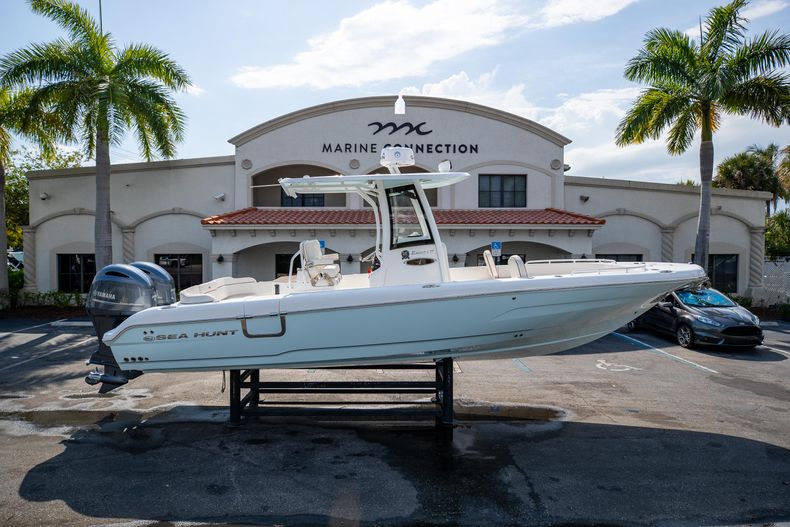Thumbnail 0 for Used 2021 Sea Hunt Escape 27 boat for sale in West Palm Beach, FL