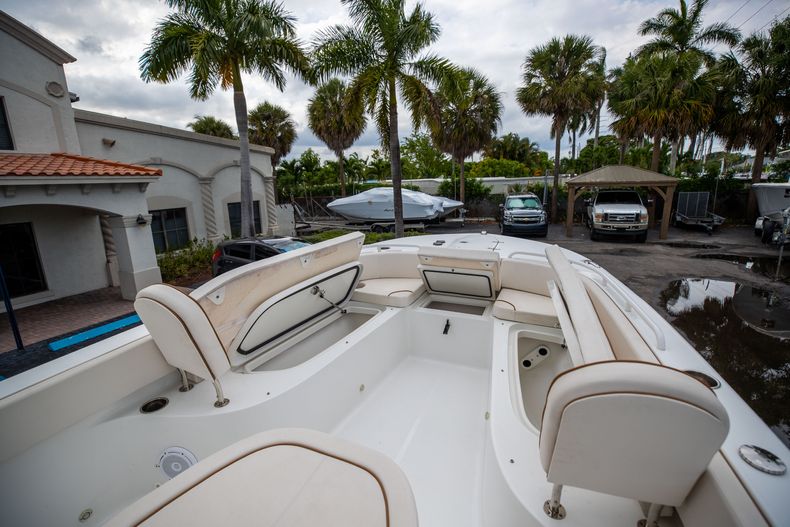 Thumbnail 43 for Used 2021 Sea Hunt Escape 27 boat for sale in West Palm Beach, FL