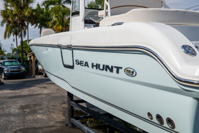 Thumbnail 8 for Used 2021 Sea Hunt Escape 27 boat for sale in West Palm Beach, FL