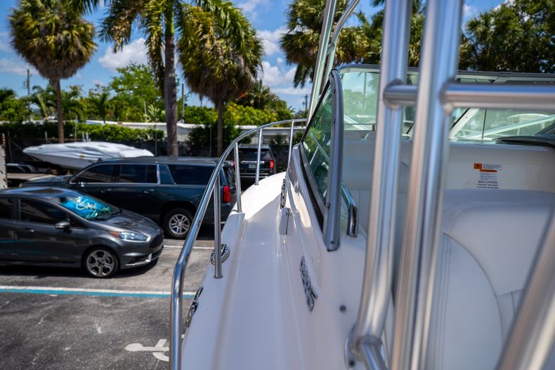 Thumbnail 42 for Used 2014 Robalo R265 boat for sale in West Palm Beach, FL