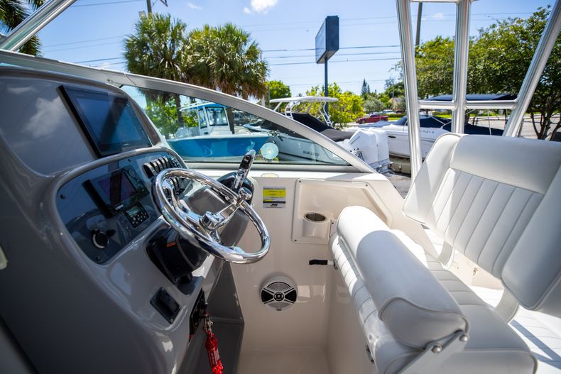 Thumbnail 25 for Used 2014 Robalo R265 boat for sale in West Palm Beach, FL