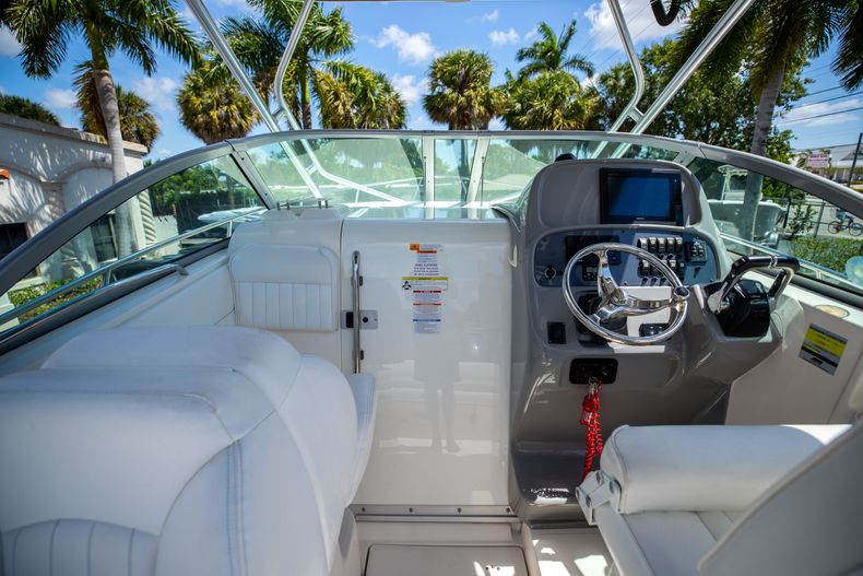 Thumbnail 35 for Used 2014 Robalo R265 boat for sale in West Palm Beach, FL