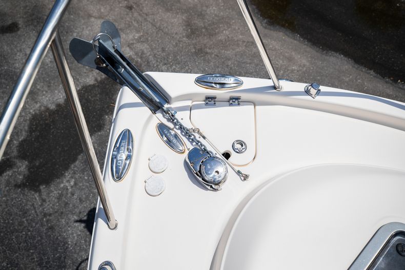 Thumbnail 45 for Used 2014 Robalo R265 boat for sale in West Palm Beach, FL