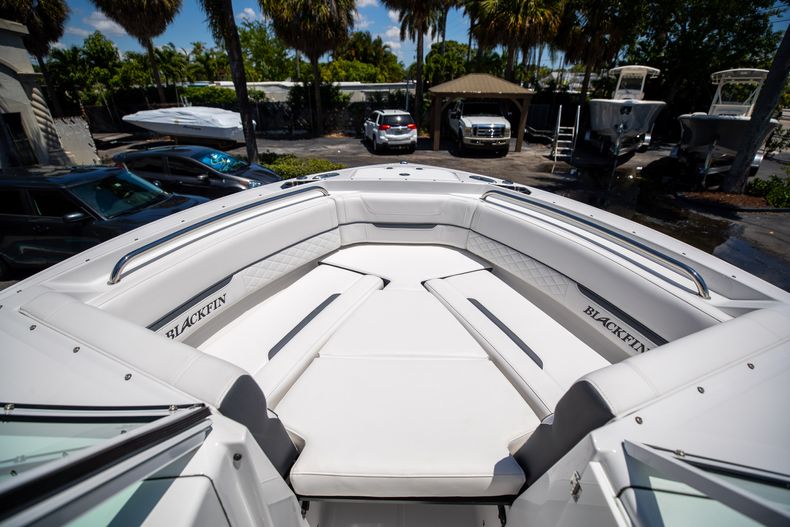 Thumbnail 33 for New 2022 Blackfin 232DC boat for sale in West Palm Beach, FL