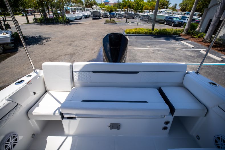 Thumbnail 10 for New 2022 Blackfin 232DC boat for sale in West Palm Beach, FL