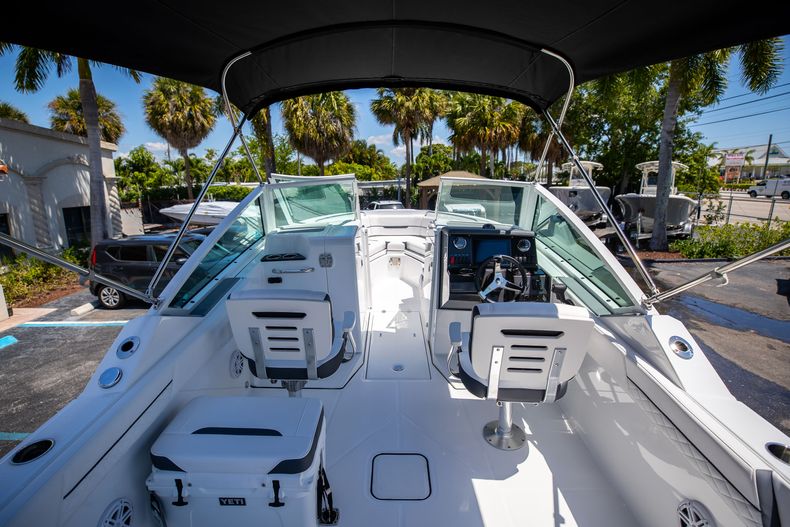 Thumbnail 9 for New 2022 Blackfin 232DC boat for sale in West Palm Beach, FL