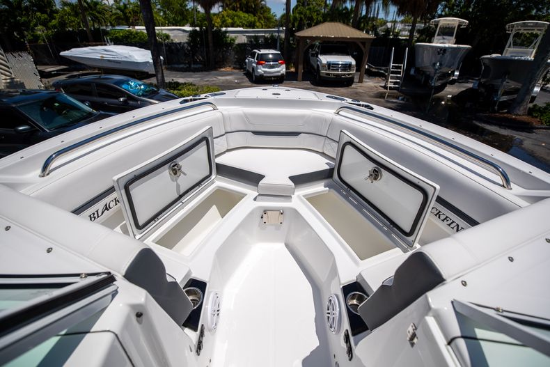 Thumbnail 34 for New 2022 Blackfin 232DC boat for sale in West Palm Beach, FL