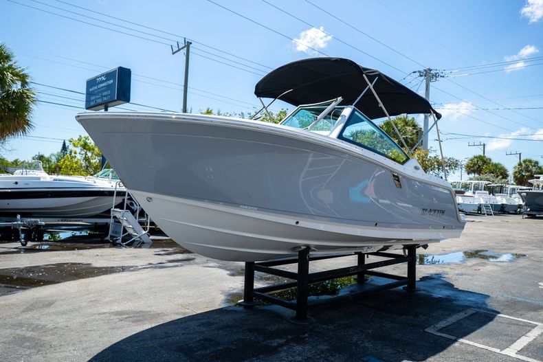 Thumbnail 3 for New 2022 Blackfin 232DC boat for sale in West Palm Beach, FL