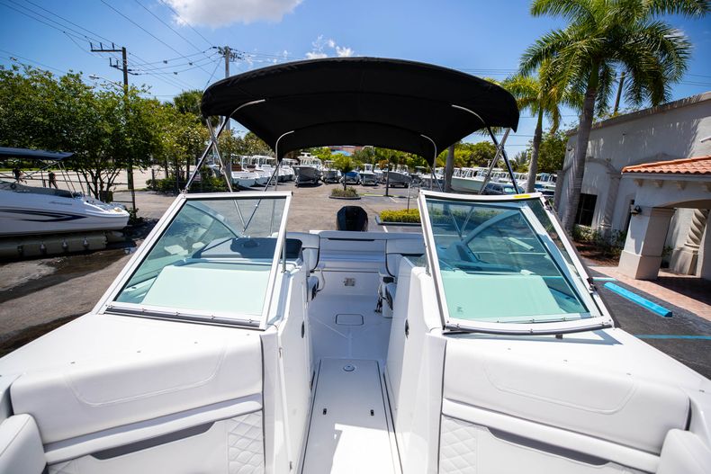 Thumbnail 35 for New 2022 Blackfin 232DC boat for sale in West Palm Beach, FL