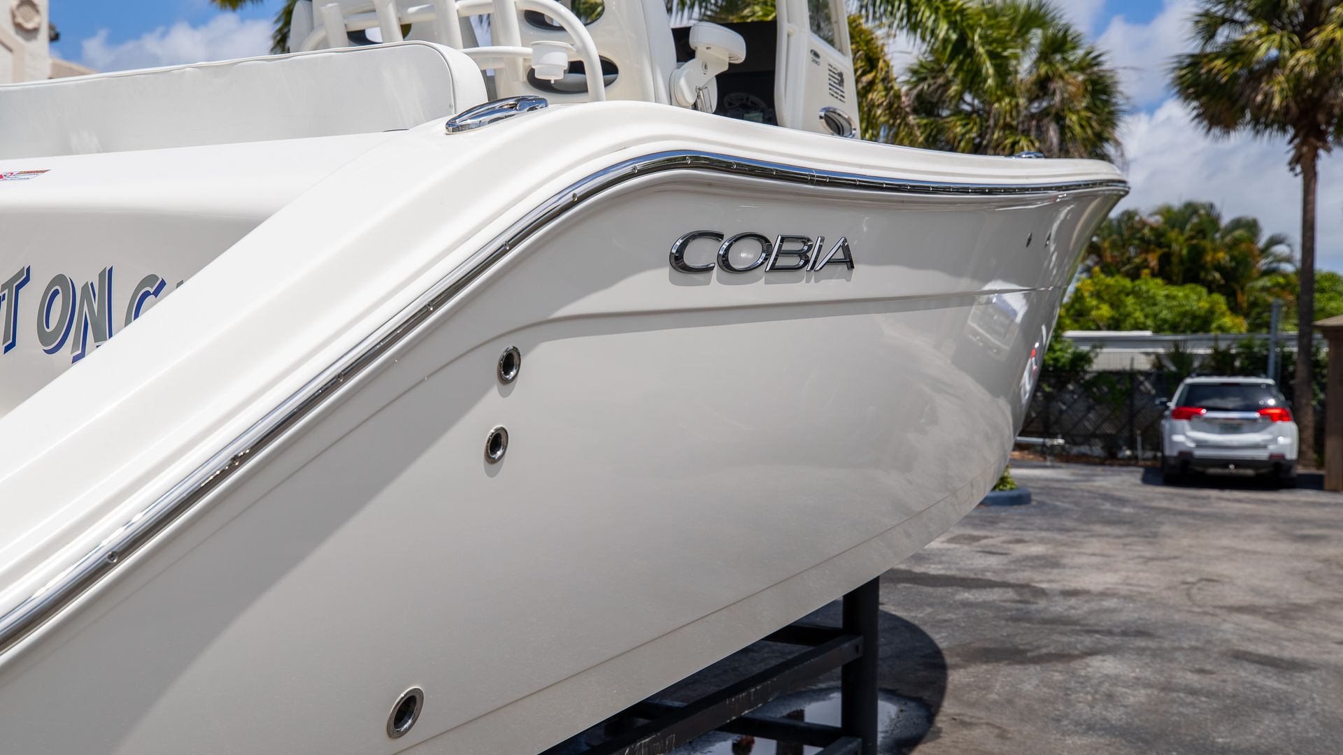 Used 2021 Cobia 280 cc #D007 image 12