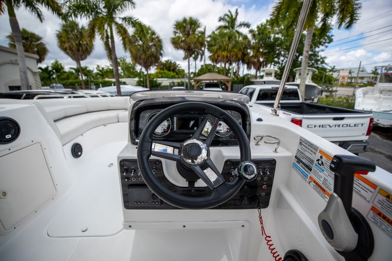 Thumbnail 21 for Used 2020 Hurricane SS 188 OB boat for sale in West Palm Beach, FL