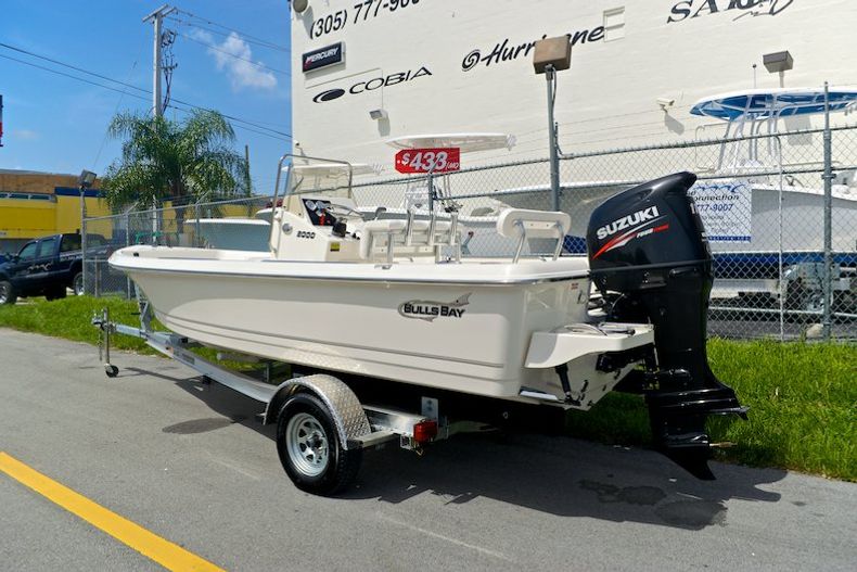 Thumbnail 2 for New 2014 Bulls Bay 2000 Bay Boat boat for sale in Miami, FL