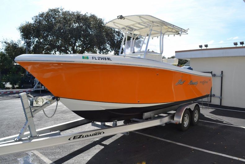 Thumbnail 3 for Used 2007 Sailfish 2360 CC Center Console boat for sale in Vero Beach, FL