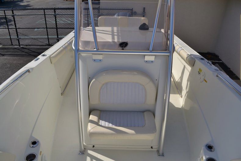 Thumbnail 17 for Used 2007 Sailfish 2360 CC Center Console boat for sale in Vero Beach, FL