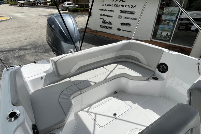Thumbnail 25 for New 2022 Hurricane Center Console SS 231 OB boat for sale in Vero Beach, FL