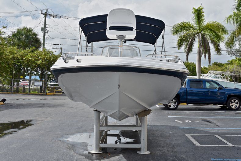 Thumbnail 2 for New 2017 Hurricane 211 SunDeck Sport OB boat for sale in West Palm Beach, FL