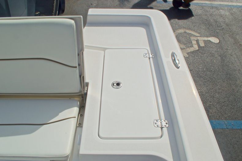 Thumbnail 17 for New 2014 Sportsman Masters 247 Bay Boat boat for sale in West Palm Beach, FL