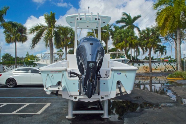 Thumbnail 5 for New 2014 Sportsman Masters 247 Bay Boat boat for sale in West Palm Beach, FL
