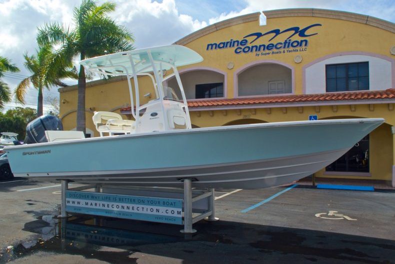 Thumbnail 1 for New 2014 Sportsman Masters 247 Bay Boat boat for sale in West Palm Beach, FL
