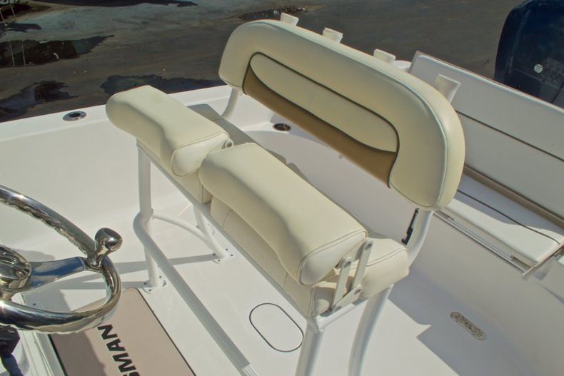 Thumbnail 22 for New 2014 Sportsman Masters 247 Bay Boat boat for sale in West Palm Beach, FL