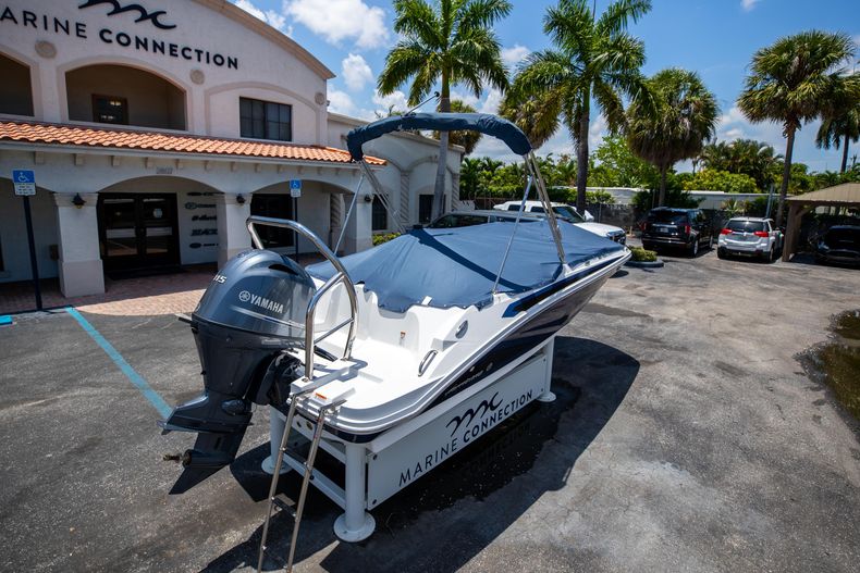 Thumbnail 33 for New 2022 Hurricane SunDeck Sport OB SS 185 OB boat for sale in West Palm Beach, FL