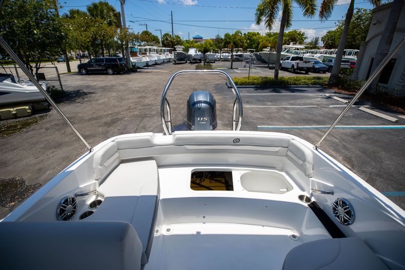 Thumbnail 13 for New 2022 Hurricane SunDeck Sport OB SS 185 OB boat for sale in West Palm Beach, FL