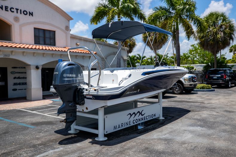 Thumbnail 7 for New 2022 Hurricane SunDeck Sport OB SS 185 OB boat for sale in West Palm Beach, FL